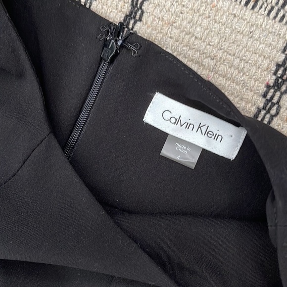 Calvin Klein dress - Picture 2 of 6